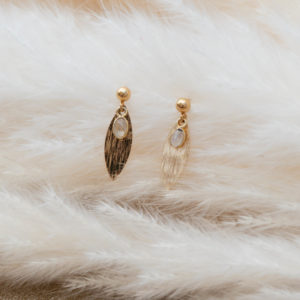 Boucles d’oreilles pierre d’agate grise