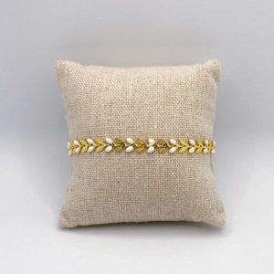 Bracelet épi doré et blanc, en laiton dorure longue durée. Très élégant. Résiste à l'eau grâce au laiton, fin.