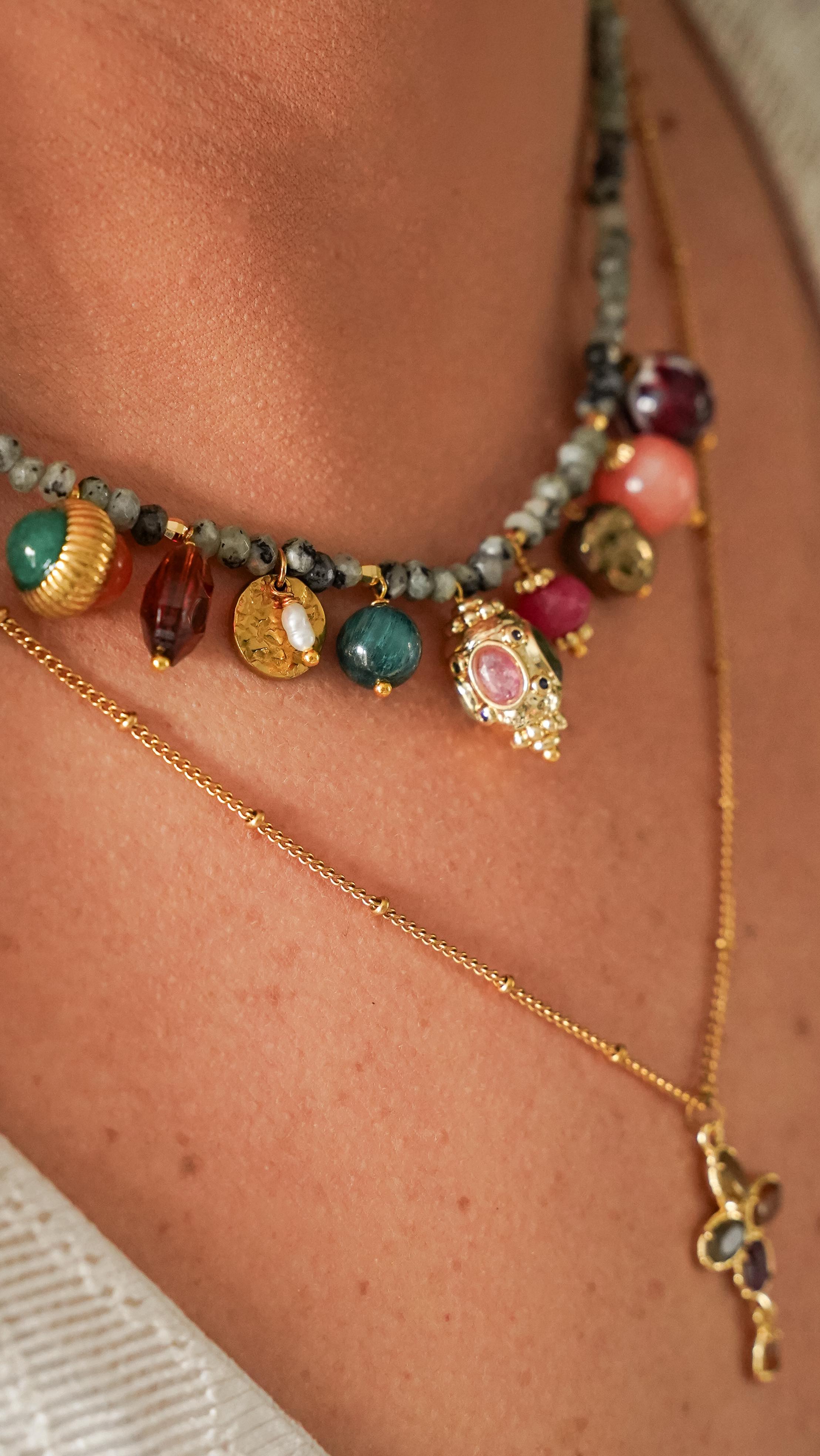 Le drop 2 est en ligne ! La collection Terra Nova est désormais intégralement postée sur le site ! 

Si une pièce vous plaît, ne tardez pas car les ruptures arrivent très vite vu la période 😵