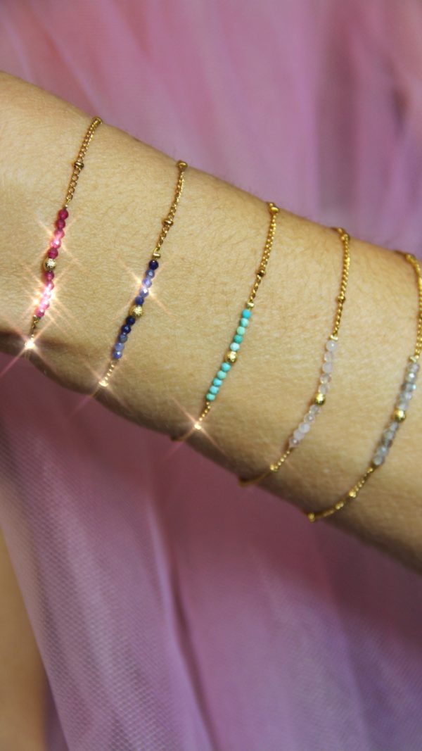 Bracelets Zodiac correspondant aux signes astrologiques, résistants à l'eau grâce à l'acier inoxydable, ne noircit pas, fins.