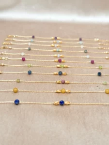 bracelet pierre de naissance personnalisable selon le moi de naissance en acier inoxydable et de pierres précieuses