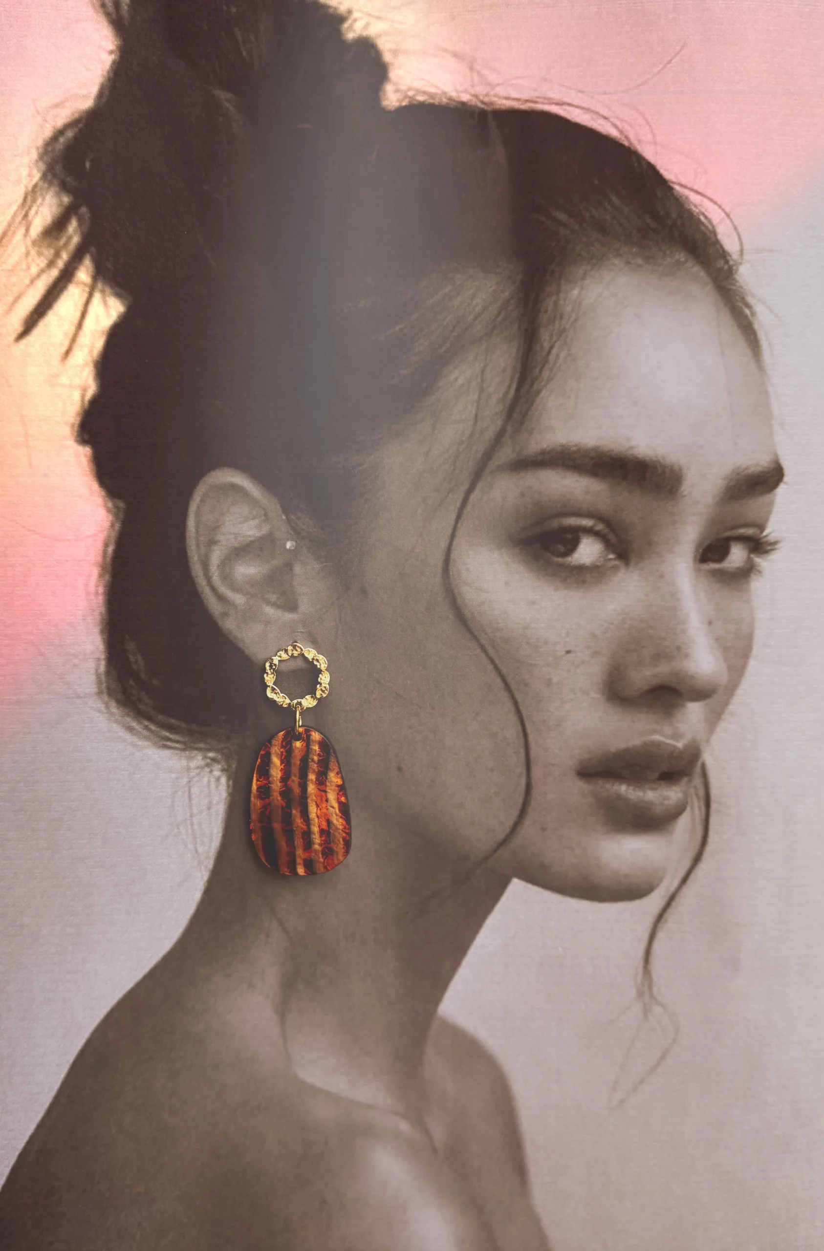 Boucles d’oreilles acier inoxydable, bijoux légers, design moderne, accessoire féminin.