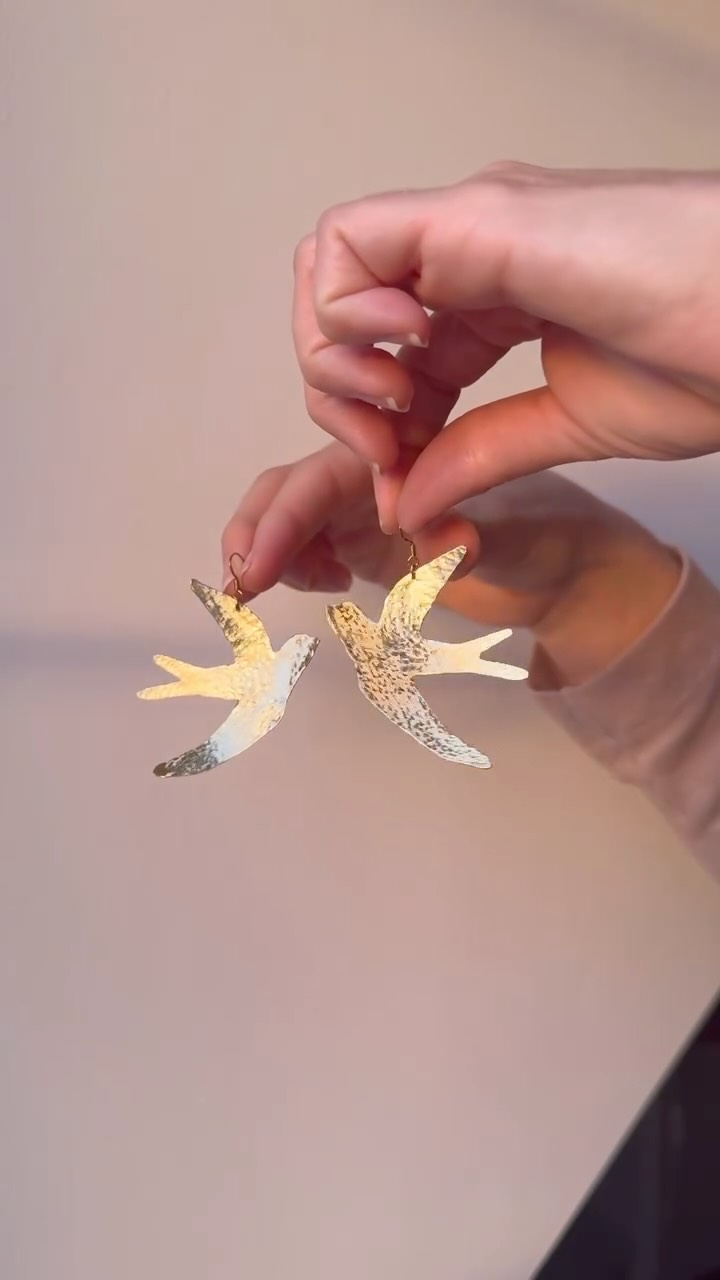 Les entrepreneurs en cette période de Noël / Black Friday, ça va ? 😅
Petit conseil: écoutez ce son en boucle pour avoir une dose de motivation 💪🏼💪🏼