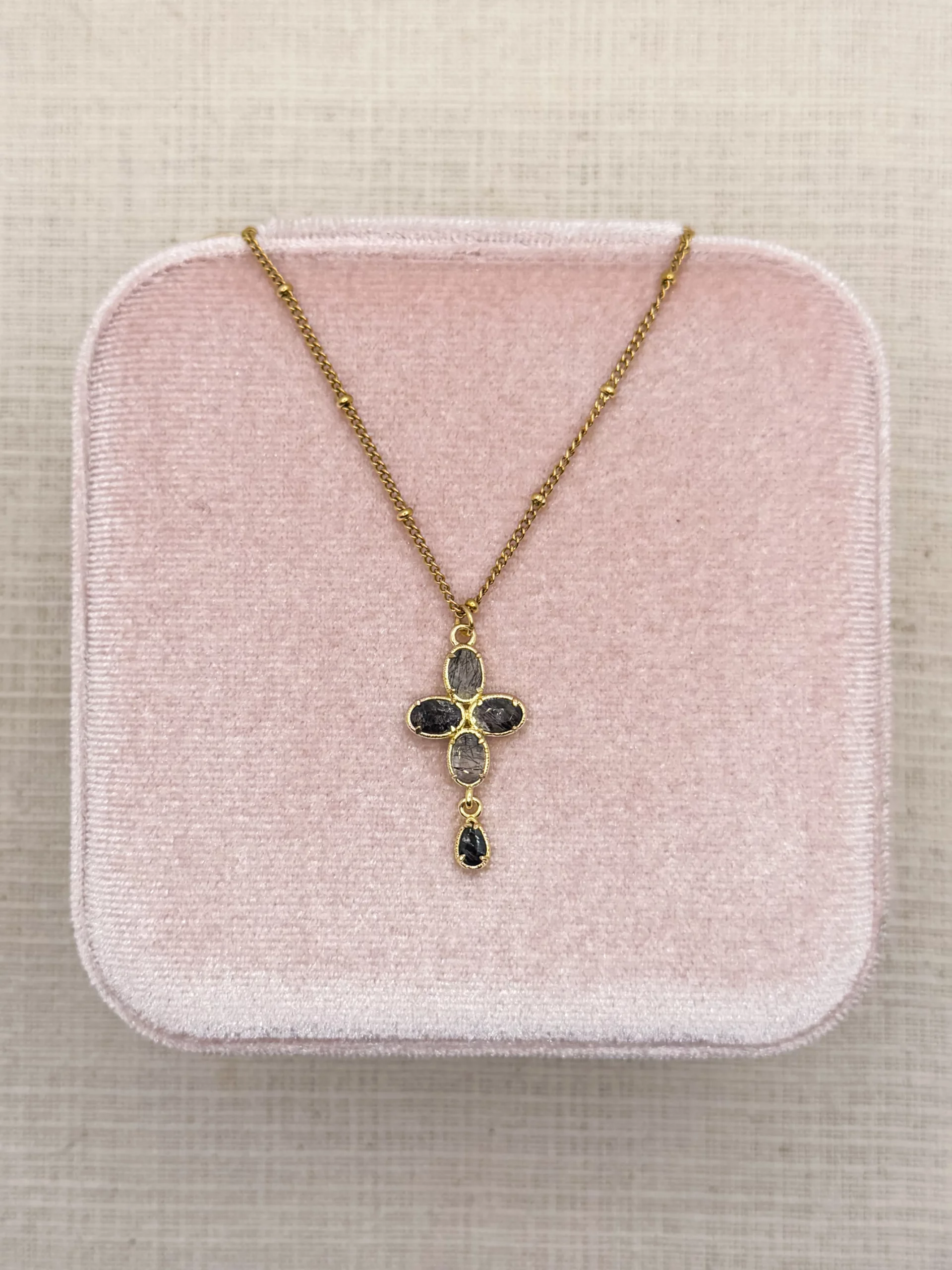 Collier Cruz (plusieurs choix) – Image 4