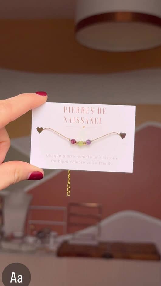 Que ce soit pour un cadeau de naissance, un cadeau de fête des mères ou tout simplement pour dire je t’aime, le bracelet de famille pierres de naissance va beaucoup toucher la personne qui le recevra ☺️

Merci à tous ceux qui m’ont fait confiance jusqu’ici pour gâter vos mamans, femmes, amies 🌞🍓