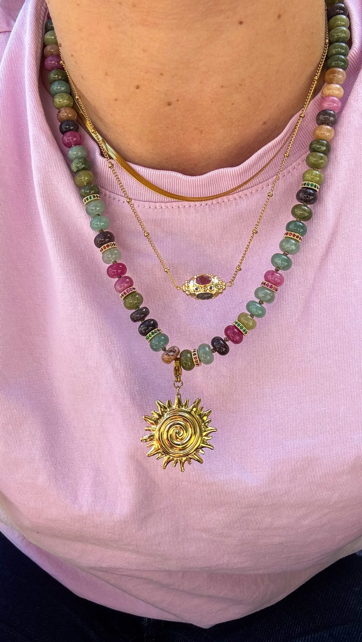 Les couleurs du collier Candy 🍭🍬🌞 
Un vrai bonbon !